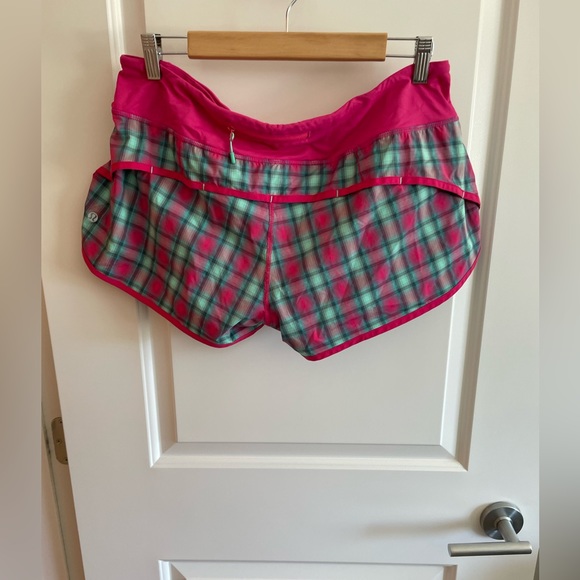 Lululemon plaid shorts - Picture 2 of 3